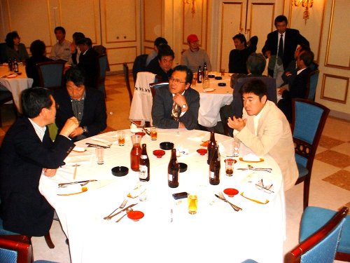 懇親会