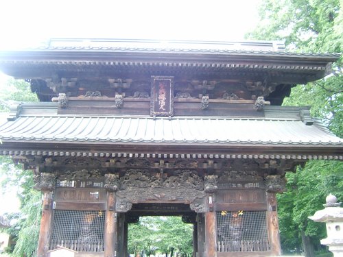 貴惣門